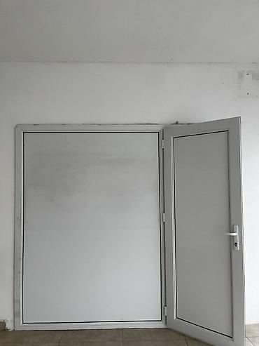 plastik qapi pencere: Arakesme hecbir qırığı catı yoxdur ednirimle 100Azn — 2