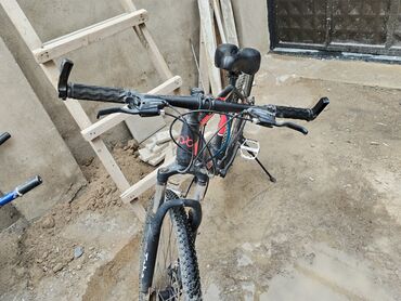 İşlənmiş Şose velosipedi Toba, 28", sürətlərin sayı: 30, Ünvandan götürmə