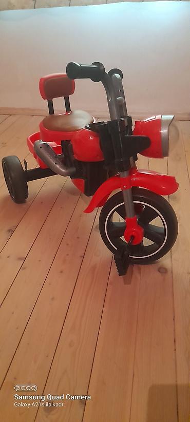 oyuncaq evlər: Uşaq üçtəkərli pedallı motosiklet - Rəng: qırmızı-qara - Pedallı — 2