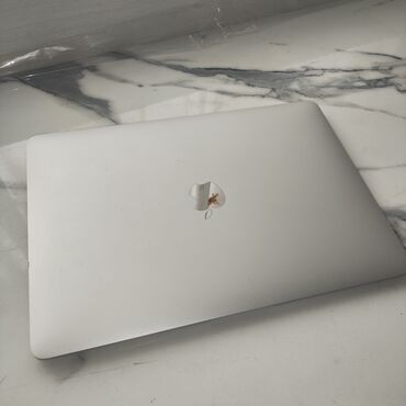 макбук м3: Ноутбук, Apple, 16 ГБ ОЗУ, Apple M1, 13.3 ", Б/у, Для несложных задач, память SSD