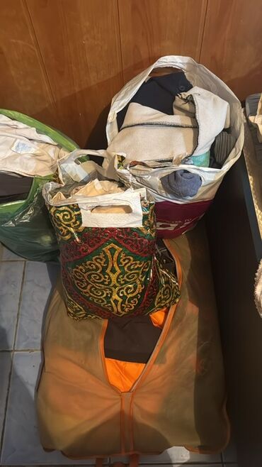 новогодние костюмы детские бишкек: Пакеты вещей бесплатно на мальчика и на девочку . Самовывоз