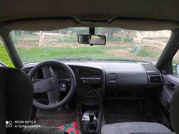 фара пассат: Volkswagen Passat: 1989 г., 1.6 л, Механика, Бензин, Седан