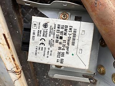 Другие детали кузова: Продаю запчасти на Е 39 рест м54б30 е34 е39 е46 е36 Усилитель бампера — 7