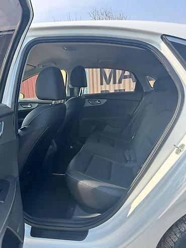 Kia: Kia K3: 2019 г., Седан — 11