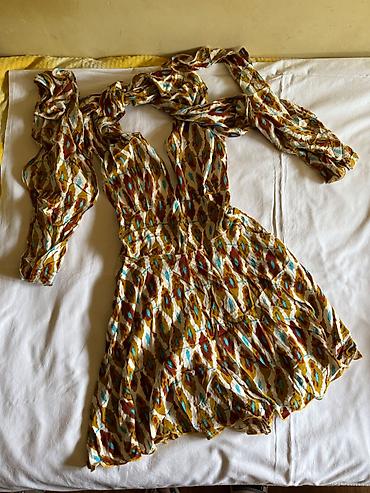 cos: Boho šareni kombinezon, tanji letnji, otvorenih leđa, vezuje se oko — 1