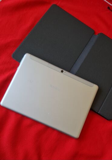 Tableti: Tablet kao nov veliki 10 inca, sve radi nema mane ima.za 2 sim kartice — 9