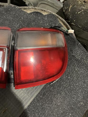 плоские газовые баллоны для авто: Комплект стоп-сигналов Toyota 1993 г., Б/у, Оригинал, Япония — 2