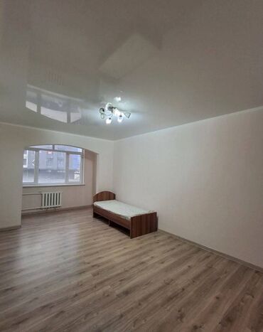сдаю квартиру жм кок жар: 1 комната, 38 м², 106 серия, 2 этаж, Евроремонт