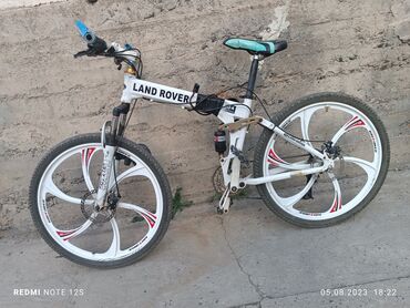 детский велосипед zippy 14: Сломанные места есть
(задний тормоз, обе переключателя)