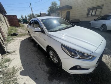 хундай аванте 1: Hyundai Sonata: 2019 г., 2 л, Автомат, Газ, Седан