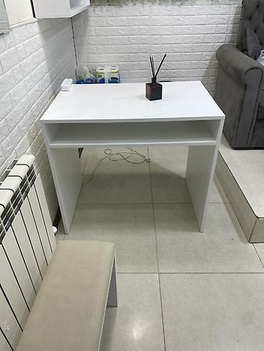 Ev və bağ: Manikür masası təzedi yıgılıb istifade olunmayib — 1