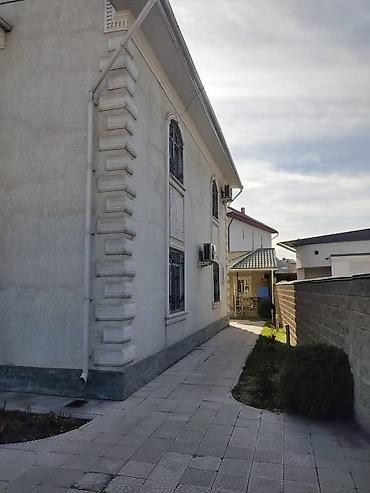 Долгосрочная аренда домов: 250 м², 7 комнат — 23