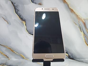 Samsung Galaxy A3, Б/у, 16 ГБ, цвет - Золотой, 1 SIM, 2 SIM