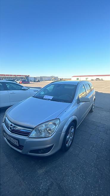 opel astra hatchback 2000: Opel Astra: 1.9 l | 2007 il 382600 km Universal — 1