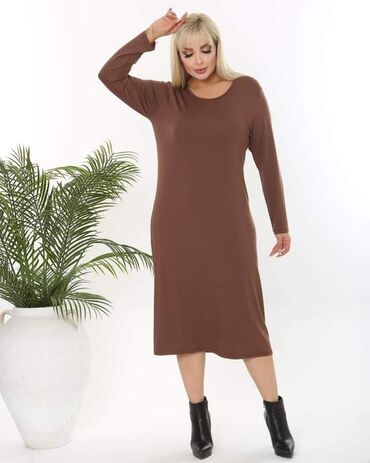 Haljine: Jednobojne haljine za punije dame Cena 2900 din Veličina XL, 2XL na lalafo.rs — 13 Haljine: Jednobojne haljine za punije dame Cena 2900 din Veličina XL, 2XL — 13