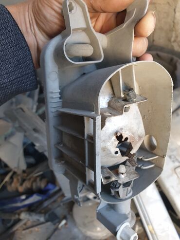 Другие детали кузова: Запчасти на Mercedes W210 (Millennium, Classic, Elegance, Avantgarde) — 5