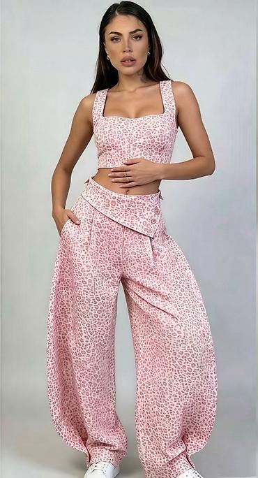 Kompleti: 🔥Dvodelni ženski komplet sa leopard dezenom
✅3200 din 
✅S M L — 1