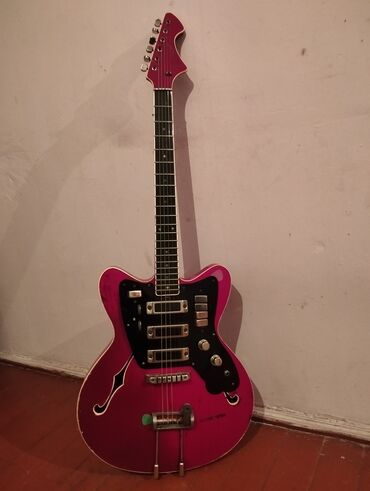 гитара азербайджан: Elektrik gitara 
qirmi reng toy gitarasidi tecili satilir 7
