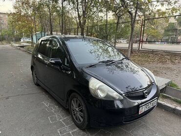 Honda: Honda Fit: 2003 г., 1.3 л, Вариатор, Бензин, Седан