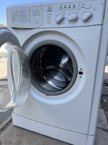 купить стиральная машина бу: Стиральная машина Indesit, Б/у, Автомат, До 6 кг, Полноразмерная