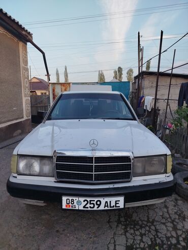 аварийный тико: Mercedes-Benz 190: 1996 г., 0.2 л, Механика, Бензин, Универсал