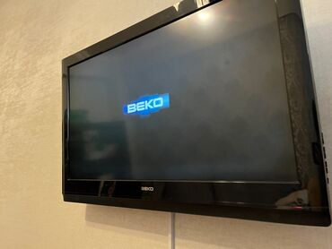 tv wifi: Televizor Beko 82"