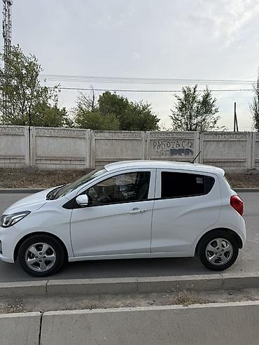 Унаа сатуу: Chevrolet Spark: 2021 г., 1 л, Вариатор, Бензин, Хетчбек — 4