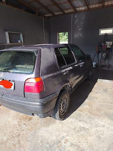 daf 95: Volkswagen Golf: 1993 г., 1.8 л, Механика, Газ, Седан — 3