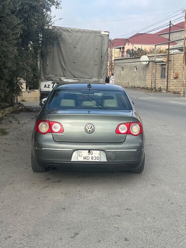 Volkswagen: Volkswagen Passat: 2 l | 2005 il Sedan — 5