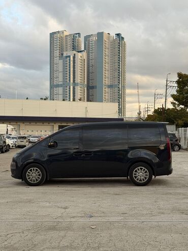 Hyundai: Hyundai Staria: 2022 г., 2.2 л, Типтроник, Дизель, Минивэн — 6