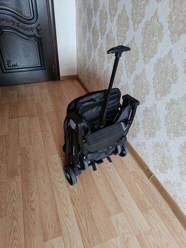 qiz usagi ucun donlar: Klassik gəzinti arabası, İşlənmiş, Cins: Oğlan, Yaş: 30 ay, Ünvandan götürmə