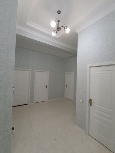 Uzunmüddətli kirayə mənzillər: Sumqayıt şəhəri Bulvar Mirvaridən qanuni 3 otaqlı mənzil boş vəziyətdə — 18