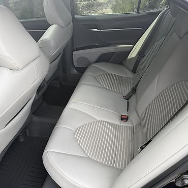 bad e5: Toyota Camry: 2019 г., 2.5 л, Автомат, Гибрид, Седан — 9