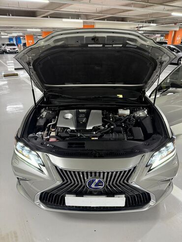 Lexus: Lexus ES: 2019 г., 2.5 л, Гибрид — 10
