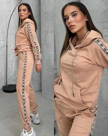 Gornji i donji deo: S-Xxl 5000 din. L — 12
