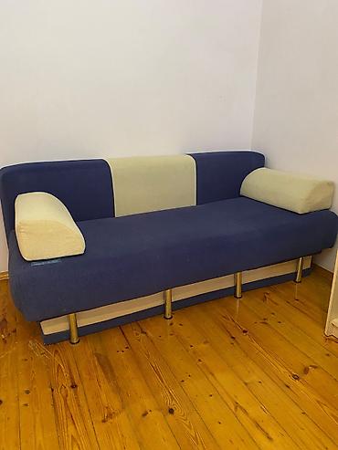 işlenmiş kreslo: Divan, İşlənmiş, Açılan, Bazasız, Çatdırılma yoxdur — 1