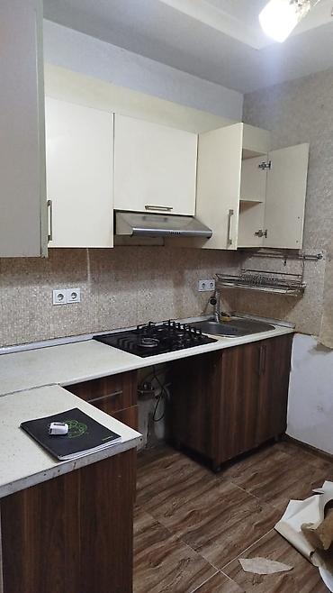 Кухонные гарнитуры: Mətbəx mebeli satılır📍ölçü 3.70📍üzərində qaz aspirator və moyka — 1