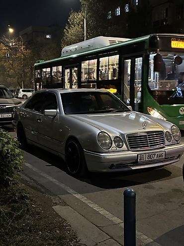 Mercedes-Benz: Mercedes-Benz E-Class: 1997 г., 4.2 л, Автомат, Газ, Седан — 2