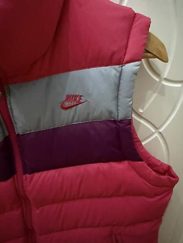 nike tech: Nike qadın şişmə jilet Vəziyyəti çox yaxşıdır. Qüsuru yoxdur. - — 5