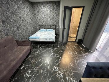 дом квартира жалал абад: 1 комната, Душевая кабина, Кондиционер, Бронь