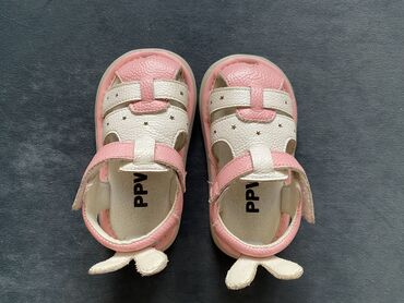 польские сандали: Босоножки для девочки Сандали 19 размер Длина стельки 13,5 см (на