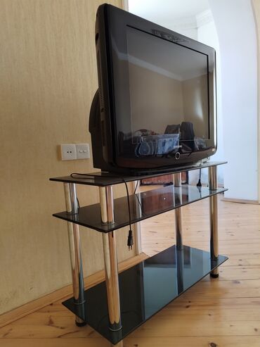smart tv qiymətləri: İşlənmiş Televizor Samsung 8K (7680x4320), Ünvandan götürmə