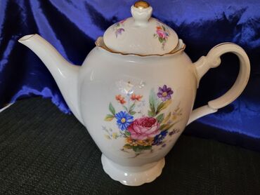 Čajnici: Bokal veci Hass--Czjzek 1918 do 1938g.Cehoslovacka. Bokal,perfektan — 2