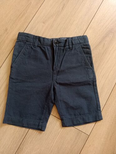 Shorts: Bermuda