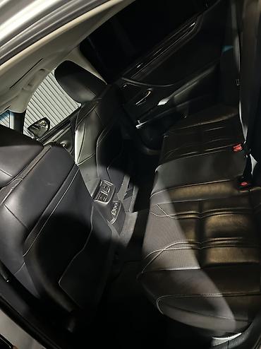 лексус иес 300: Lexus ES: 2019 г., 2.5 л, Вариатор, Гибрид, Седан — 9