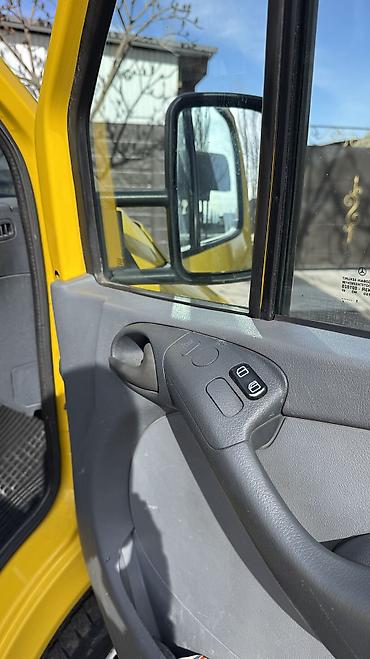 Mercedes-Benz: Mercedes-Benz Спринтер: 2005 г., 2.7 л, Механика, Дизель — 26