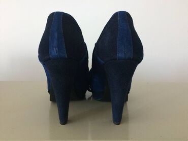 Gležnjače: Gležnjače, 38 na lalafo.rs — 4 Gležnjače: Gležnjače, 38 — 4