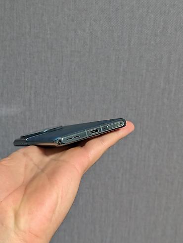 Мобильные телефоны и аксессуары: OnePlus 12, Б/у, 512 ГБ, цвет - Зеленый, 2 SIM — 2
