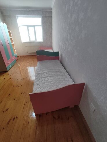 Çarpayılar: İşlənmiş, Təknəfərlik çarpayı -da lalafo.az — 4 Çarpayılar: İşlənmiş, Təknəfərlik çarpayı — 4