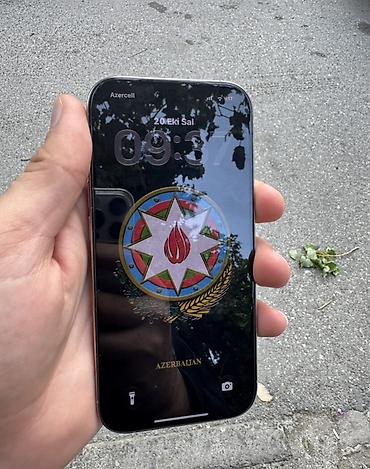 iphone 56: IPhone 16 Pro, 256 GB, Natural Titanium, Face ID — 3